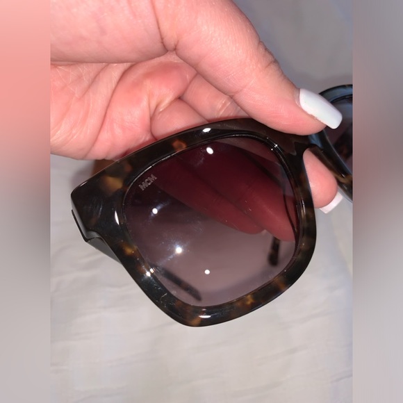 MCM square sunglasses with case (Color: Havana) - Picture 10 of 11